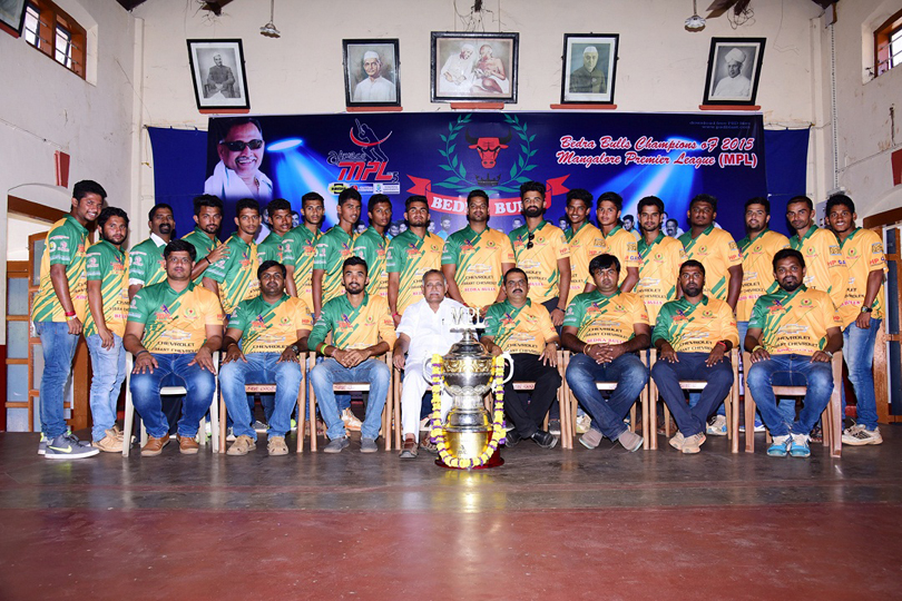 ಮೂಡುಬಿದಿರೆಯಲ್ಲಿ ಬೆದ್ರ ಬುಲ್ಸ್ ತಂಡಕ್ಕೆ ಅಭಿನಂದನೆ